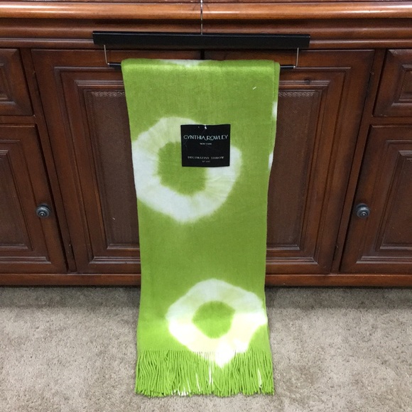 💯CYNTHIA ROWLEY💯 COLLECTION LIMITED BLANKETS LOT - Picture 2 of 4